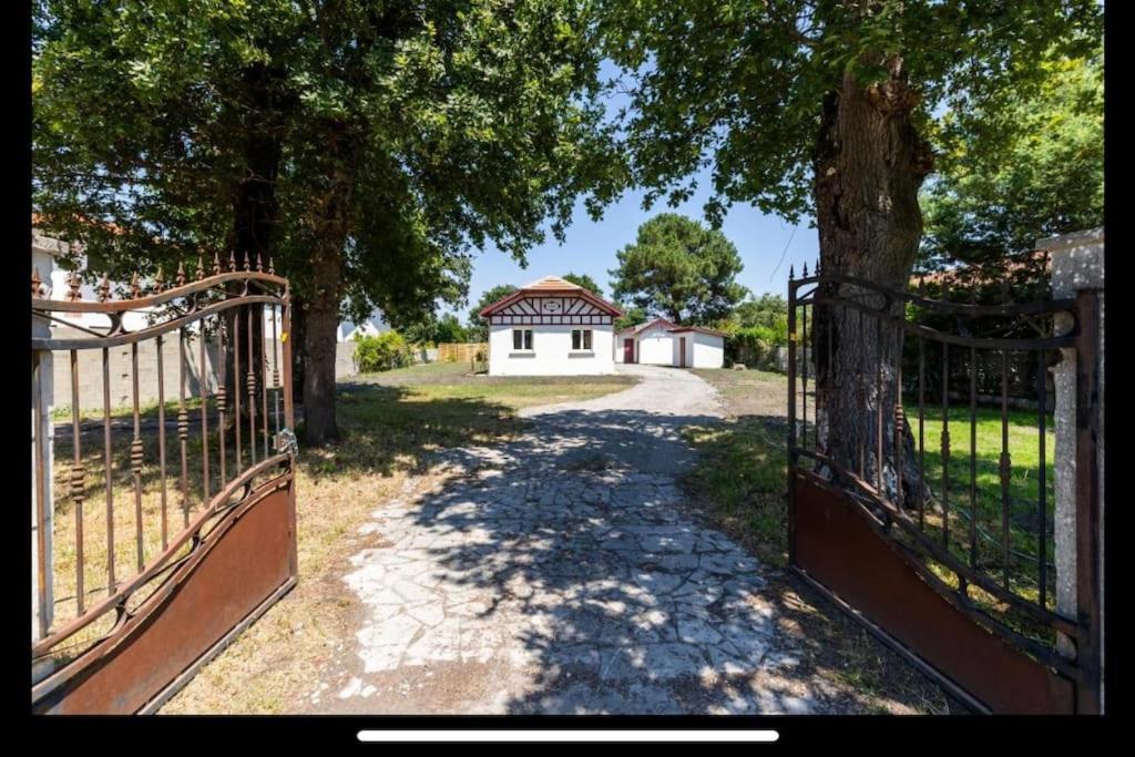 Maison A Deux Pas Du Port Lanton Esterno foto